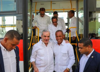 Presidente Luis Abinader pone en marcha el Corredor Independencia y amplía el Sistema Integrado de Transporte