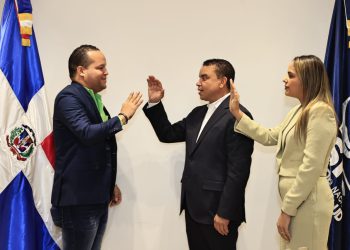 Titular del SNS juramenta nuevos directores en hospitales de Cibao Sur