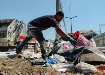 Eco5RD realiza amplio operativo de limpieza en Los Alcarrizos y SDO
