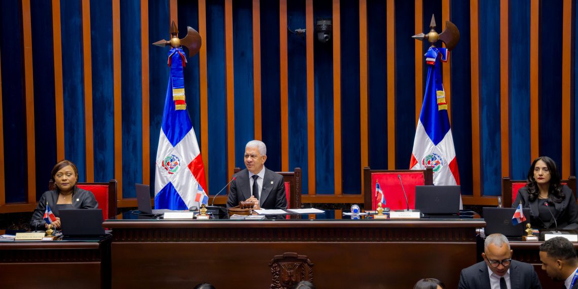 Presidente de la Asamblea Nacional, Ricardo de los Santos, reafirma ejercicio solido del Congreso Nacional en favor de la institucionalidad y la democracia