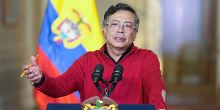 Petro reanuda diálogo con principal cartel de Colombia, suspendido tras acuerdo con Trump