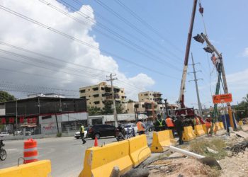 Obras Públicas cierra intersección para paso a desnivel de la Colombia