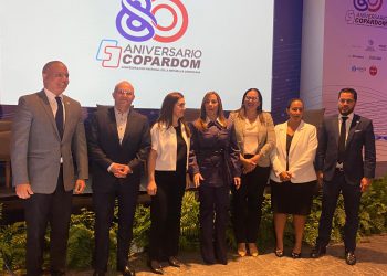 COPARDOM ANALIZA RETOS DEL MERCADO LABORAL ANTE LA META 2036