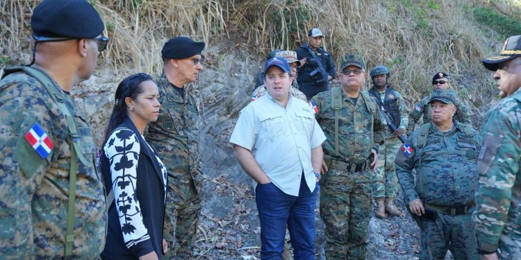 Ministros de la Presidencia y de Defensa realizan recorrido fronterizo en la zona norte para fortalecer seguridad y desarrollo comunitario