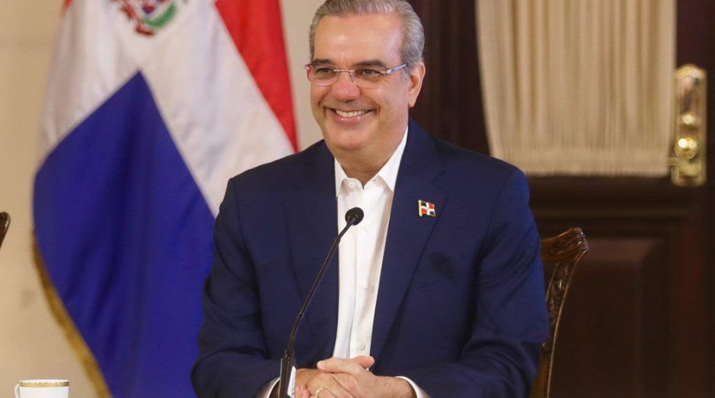 Presidente Abinader viaja este lunes a París , Francia; se reunirá con su homólogo Emmanuel Macron y reforzará agenda anticorrupción, integridad y comercio