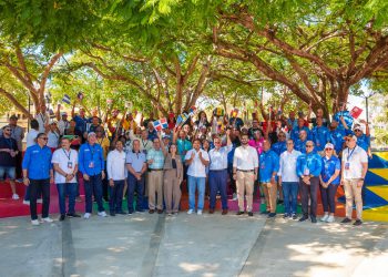 Carolina recibe a jefes de las delegaciones de los Juegos Centroamericanos y del Caribe en el parque Taíno