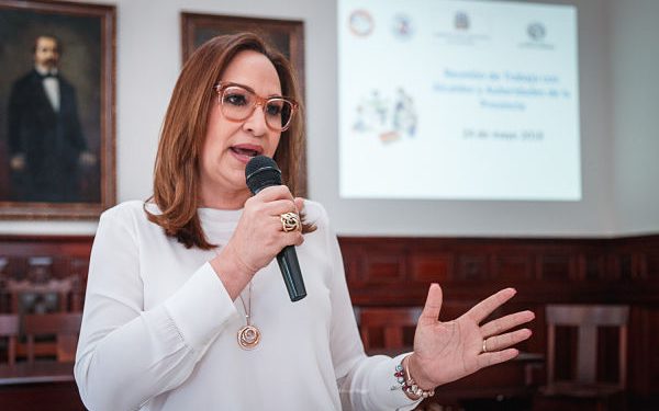 Aura Toribio confirma aspiración a la Alcaldía de Santiago