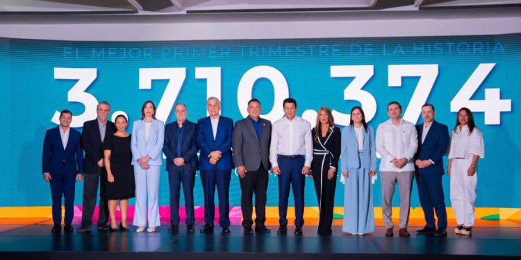 RD recibe más 3,7 millones de visitantes en primer trimestre.