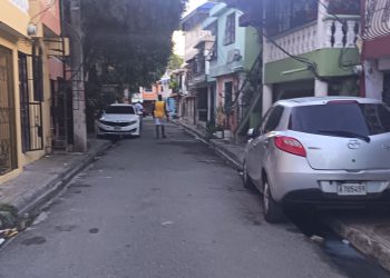 Moradores de Los Mamelles denuncian caos y confiesan miedo a denunciar