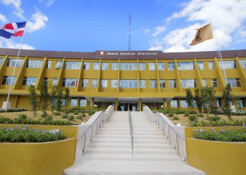 JCE habilita 90 municipios exclusivos para entrega de cédula a dominicanos nacidos en enero, febrero, marzo y abril