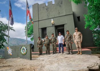 Ministros de Defensa y de la Presidencia realizan recorrido estratégico por la carretera Internacional para fortalecer la seguridad y el desarrollo en la frontera.