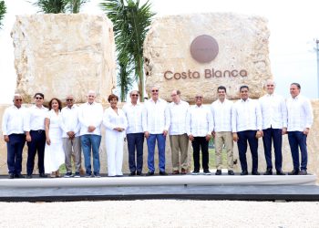 Presidente Luis Abinader reivindica munícipes de Boca Chica con inversión público-privada superior a RD$20 mil millones
