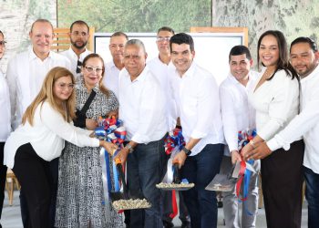 Wellington Arnaud deja iniciado acueducto San José de las Matas