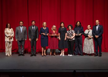 Raquel Peña encabeza homenaje por los 100 años del Himno a las Madres y reconoce legado de mujeres dominicanas