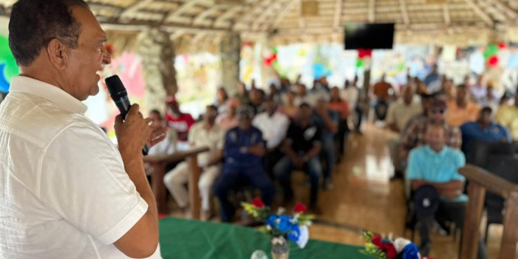 Senador Antonio Marte propondrá en el Congreso Nacional crear industrias generadoras de empleos con fondos de pensiones a los trabajadores de Hato Mayor y El Seybo.