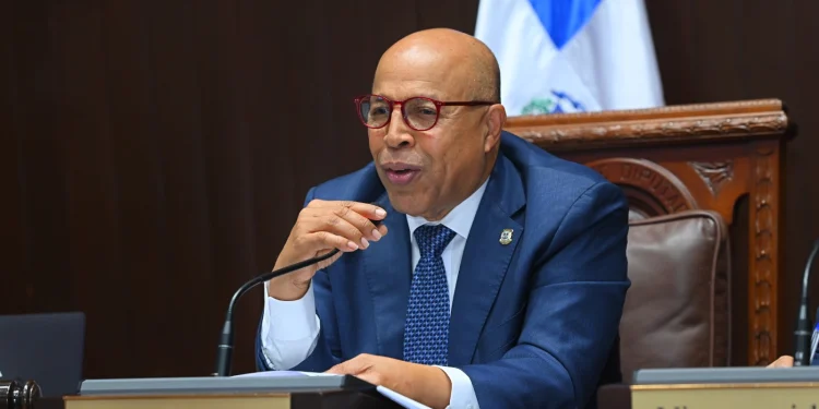 ALFREDO PACHECO GARANTIZA QUE LA CESANTÍA NO SERÁ TOCADA EN REFORMA LABORAL