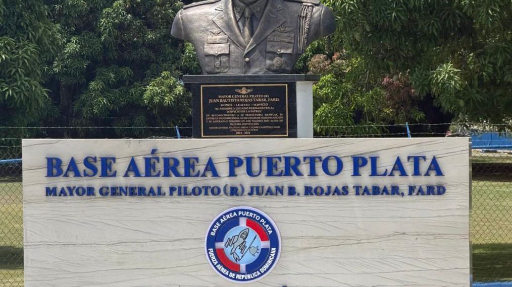Base Aérea de Puerto Plata lleva ahora nombre de Rojas Tabar