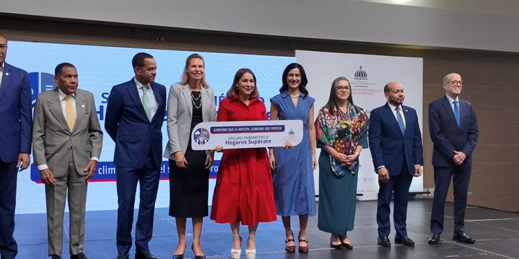Lanzan piloto de seguros paramétricos para familias vulnerables ante eventos meteorológicos