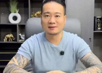 EMPRESARIO CHINO PO XIE ENFRENTA AUDIENCIA POR PRESUNTA AGRESIÓN A SU PAREJA