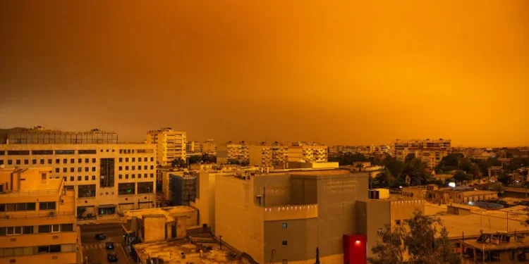 POLVO DEL SAHARA Y SISTEMA DE ALTA PRESIÓN DISPARAN EL CALOR EN RD