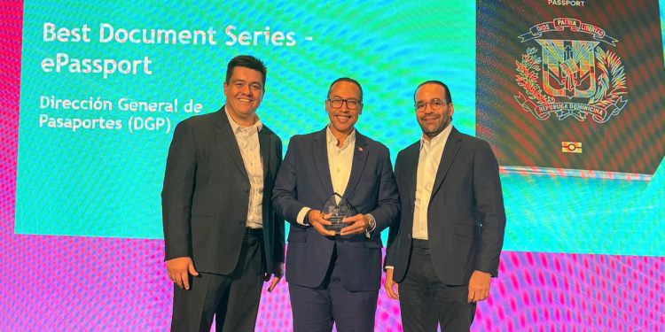 Pasaporte electrónico dominicano es reconocido como el mejor nuevo documento de viaje de América Latina