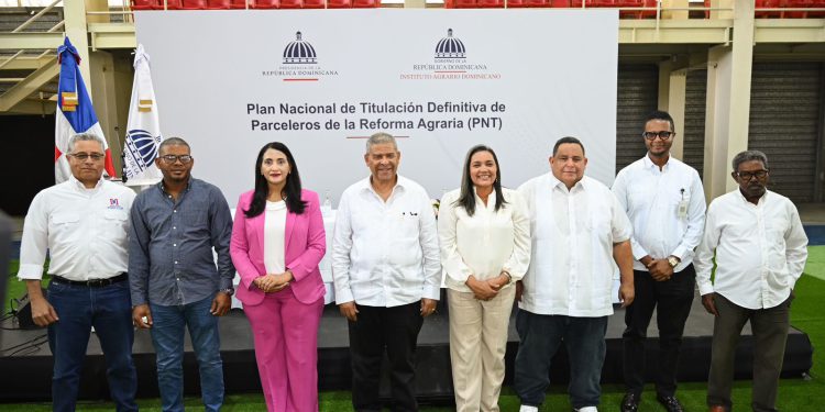 IAD inicia en Azua el Plan Nacional de Titulación Definitiva que beneficiará a más de 4 mil parceleros de la Reforma Agraria