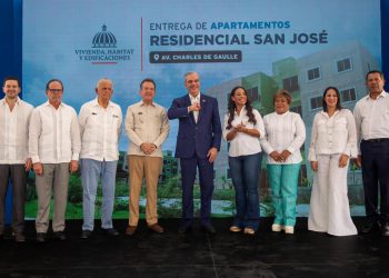 Banreservas financia 700 apartamentos del residencial San José entregados por el presidente Abinader