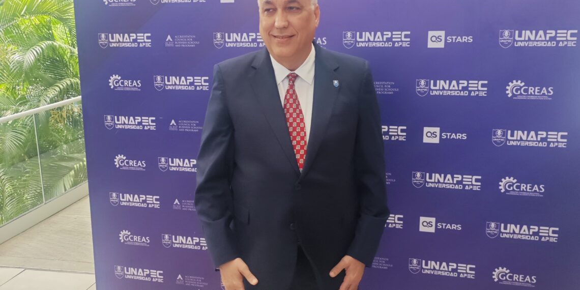 UNAPEC Y ONEC FIRMAN ACUERDO PARA IMPULSAR LA TRANSFORMACIÓN DEL RETAIL DOMINICANO