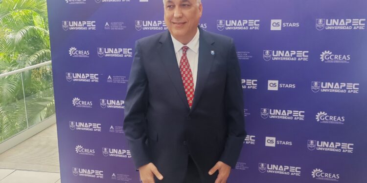 UNAPEC Y ONEC FIRMAN ACUERDO PARA IMPULSAR LA TRANSFORMACIÓN DEL RETAIL DOMINICANO