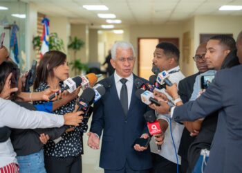 Presidente del Senado defiende procesos legislativos: “proyectos no se aprueban al vapor