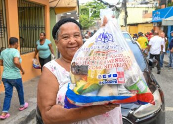 Gobierno impacta a miles de familias de Samaná con inversión de RD$15.8 millones en asistencia social