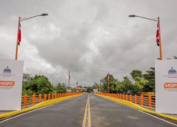 Puente Antonio Guzmán queda abierto al tránsito y devuelve a La Vega una conexión anhelada y esperada por su población