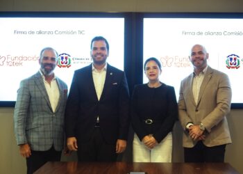 Fundación iQtek y la Comisión TIC de la Cámara de Diputados unen esfuerzos para impulsar el talento tecnológico