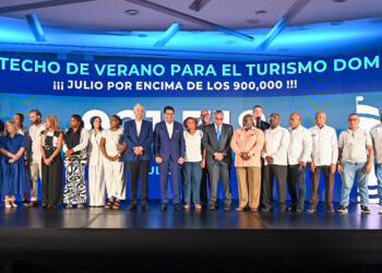 Más de 7,7 millones de visitantes llegan al país hasta julio.