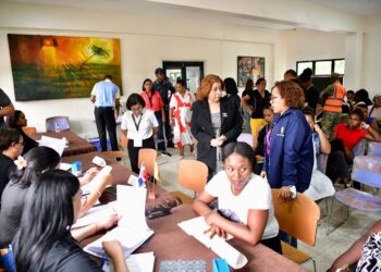JCE beneficia a 1,762 ciudadanos en Bajos de Haina durante la «Semana de los Registros Civiles de AL y el Caribe»