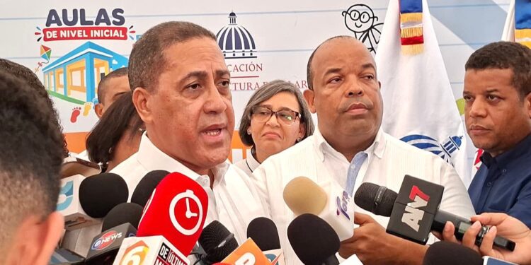 Gobierno entrega 186 nuevas aulas del nivel inicial que beneficiarán a más de 6,500 estudiantes
