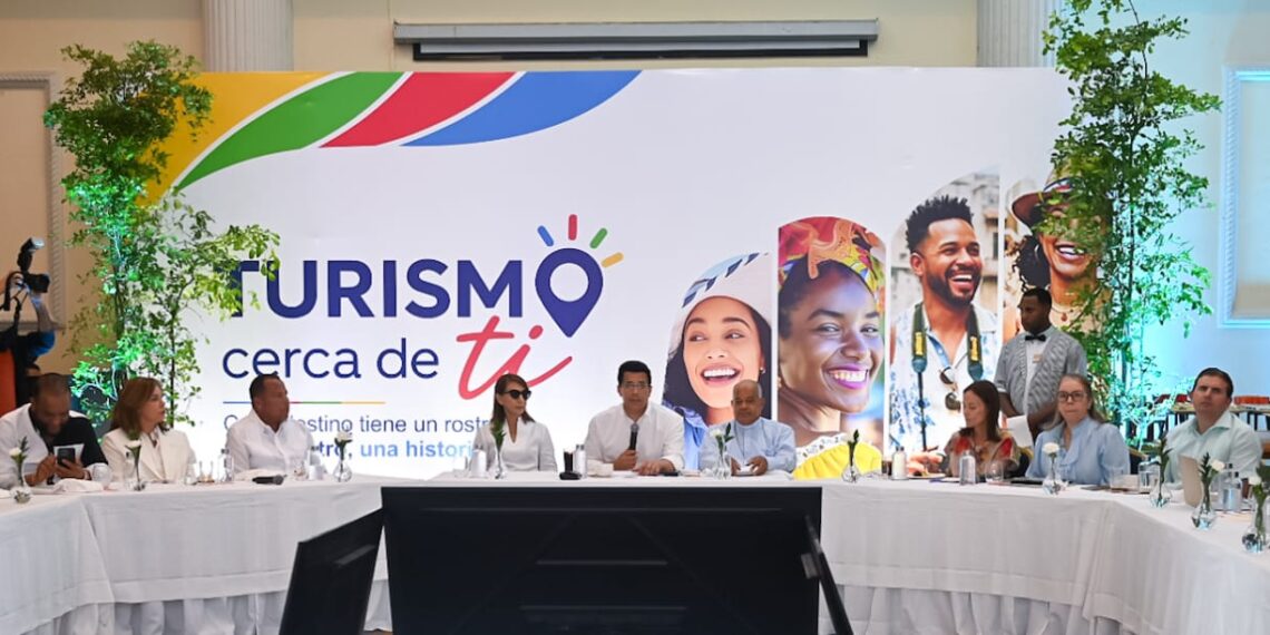 David Collado lanza en Puerto Plata el programa nacional “Turismo Cerca de Ti”.
