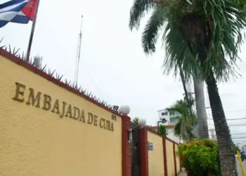 Gobierno dominicano solicita a Cuba retirar a nueve diplomáticos y sus familiares