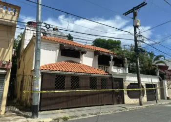 Ropa tirada y mucha sangre: hallazgos en residencia de Julián Oro Duro, según fiscal