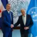 Panorama Nacional. Después de más de ocho décadas de existencia, las Naciones Unidas nunca han tenido a una mujer al frente de su Secretaría General. El presidente Luis Abinader volvió este miércoles sobre ese hecho desde la propia Asamblea General y pidió que el próximo liderazgo de la organización refleje un cambio en esa dirección.  Durante su discurso ante el 81.º período de sesiones, Abinader recordó que hace un año planteó desde esa misma tribuna que correspondía a América Latina y el Caribe ofrecer un liderazgo renovado y que había llegado el momento de que una mujer ocupara la Secretaría General.  Ahora, dijo, las candidaturas presentadas confirman que existe una oportunidad para hacerlo.  “En más de ochenta años, ninguna mujer ha dirigido esta Organización”, señaló.  Te puede interesar:   https://panorama.com.do/rd-seguira-protegiendo-su-frontera-y-aplicando-sus-leyes-migratorias-dice-abinader-ante-la-onu/  Abinader llamó al Consejo de Seguridad y a la Asamblea General a estar “a la altura del momento” al momento de decidir quién conducirá Naciones Unidas.  El planteamiento formó parte de su llamado a renovar la representación de la organización, una de las tres tareas que identificó como necesarias para recuperar la confianza en el sistema multilateral.  Según el mandatario, esa renovación también pasa por reformar la composición del Consejo de Seguridad para que responda mejor al mundo multipolar actual.  Su propuesta se inscribe dentro de un reclamo más amplio por una ONU que, según planteó, sea más representativa, eficiente y capaz de responder a los conflictos y transformaciones que enfrenta el mundo.