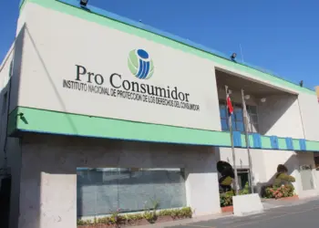 Pro Consumidor interviene más de 30 comercios chinos por irregularidades sanitarias y comerciales