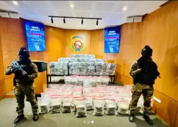 Embajada de EEUU felicita a organismos dominicanos por decomiso de 749 paquetes de cocaína en Baní
