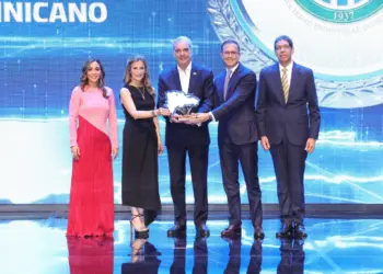 ADOEXPO reconoce al Grupo SID como Gran Exportador Dominicano