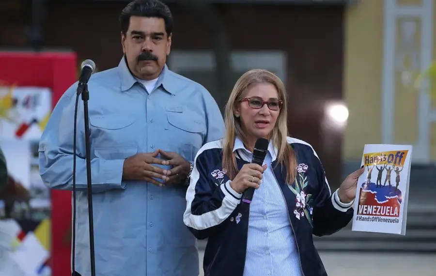 Nicolás Maduro y Cilia Flores se declaran inocentes; juez aplazan juicio