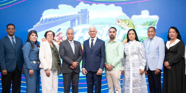 Presidente del Senado, Ricardo de los Santos, encabeza acto lanzamiento cuarta Feria ecoturística “Festur Sánchez Ramírez 2026”