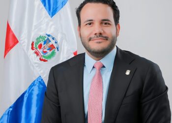 Renuncia del PRSC el Diputado y vocero Rogelio Alfonso Genao.
