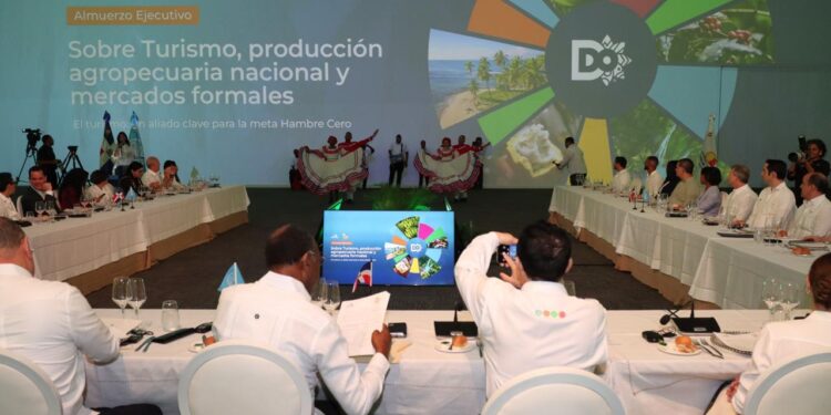 Destacan el papel del turismo en la seguridad alimentaria y en la salida de República Dominicana del Mapa del Hambre de la FAO