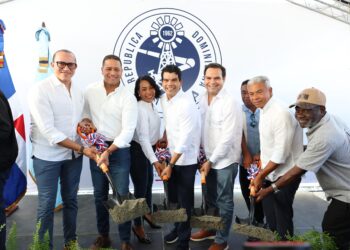Wellington Arnaud inicia construcción del alcantarillado sanitario de El Córbano, provincia San Juan